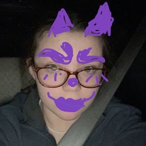 Meet your Posher, Clara